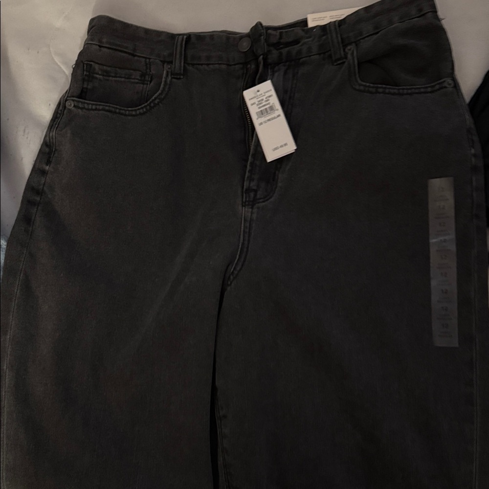 New American Eagle Outfitters Women's Black High Rise Jeans